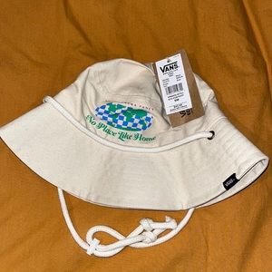 Vans No Place Like Home Beige Bucket Hat NWT